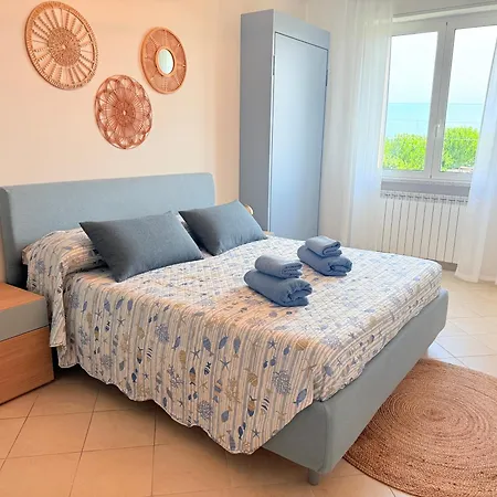 Casa Azzelica